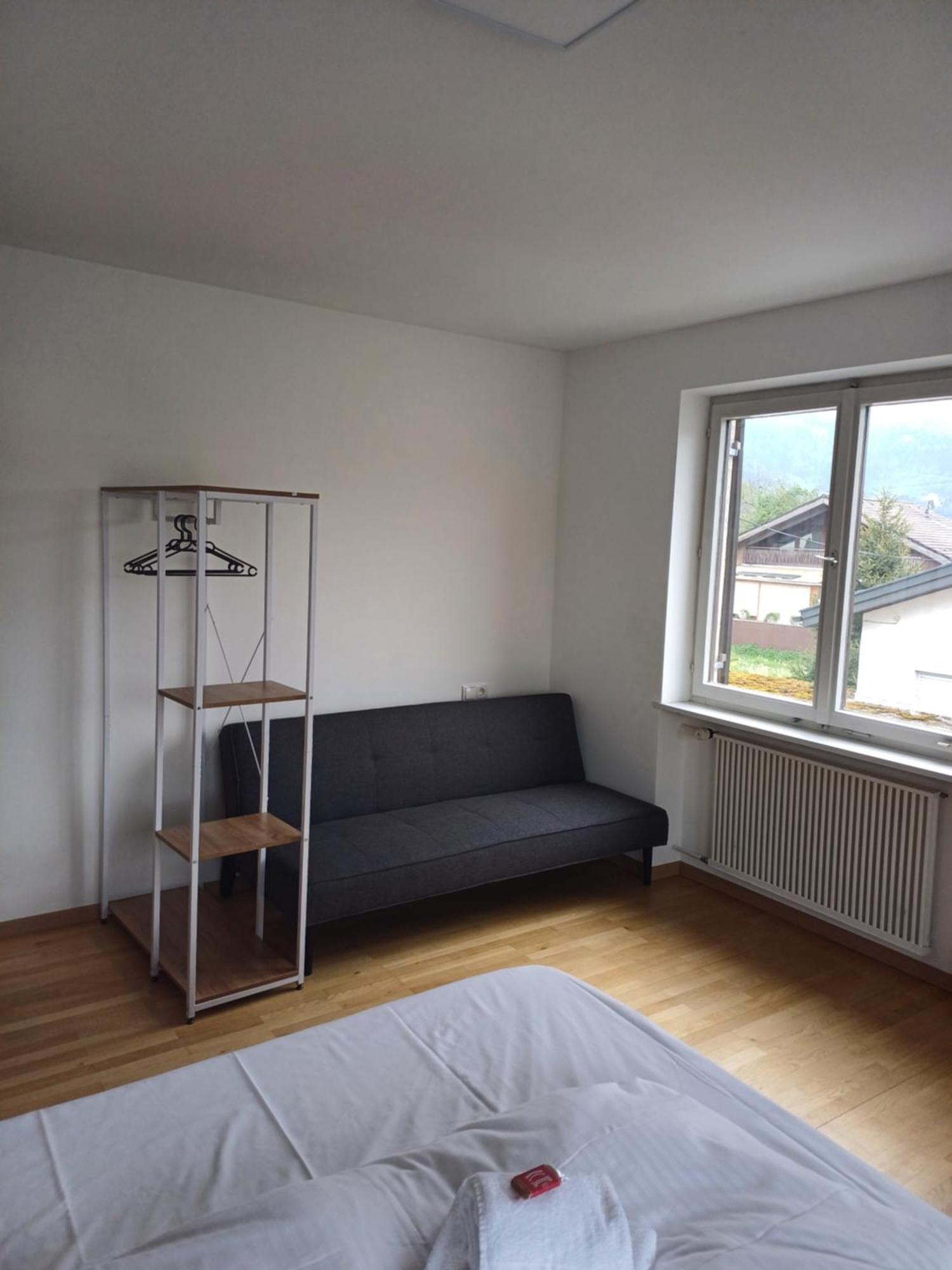 Crown Living Design Apartment - 2 Schlafzimmer - Kueche - Gratis Parkplatz - Abstellraum Fuer Fahrraeder/Ski Mader Екстериор снимка